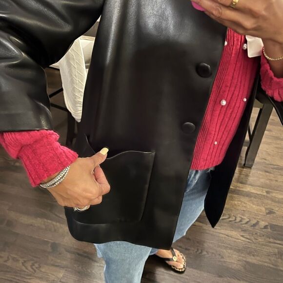 Ladies Gucci leather jacket - Picture 10 of 12